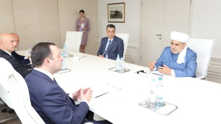    Şeyx Gürcüstanın Baş naziri ilə görüşdü   