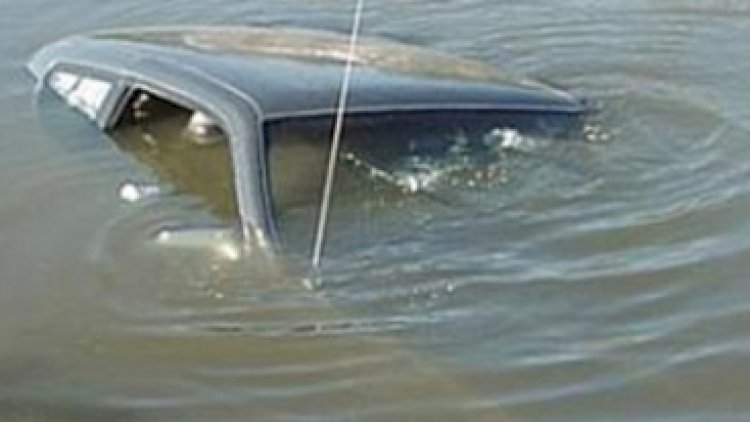    “Mercedes“ çaya aşdı:   Sürücü boğuldu