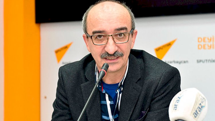   “Putinin ətrafında yarı dəm vəziyyətdə olan bəzi məmurlar...”   