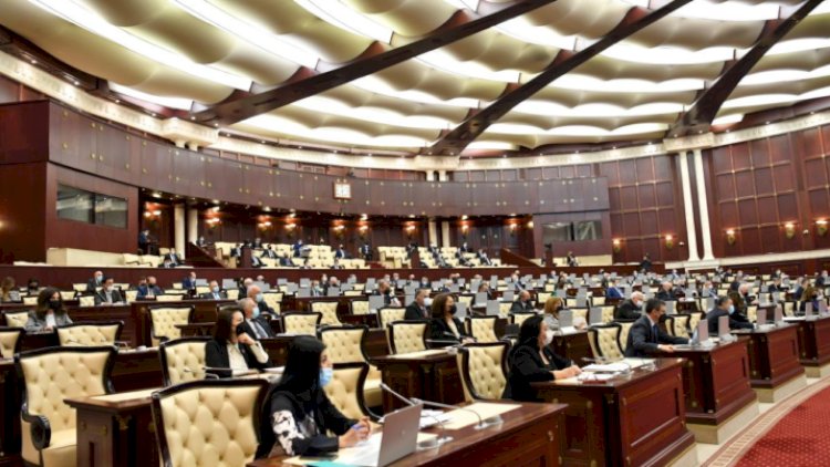    Deputatların maaşı 61 faizdən çox artdı   - CƏDVƏL
