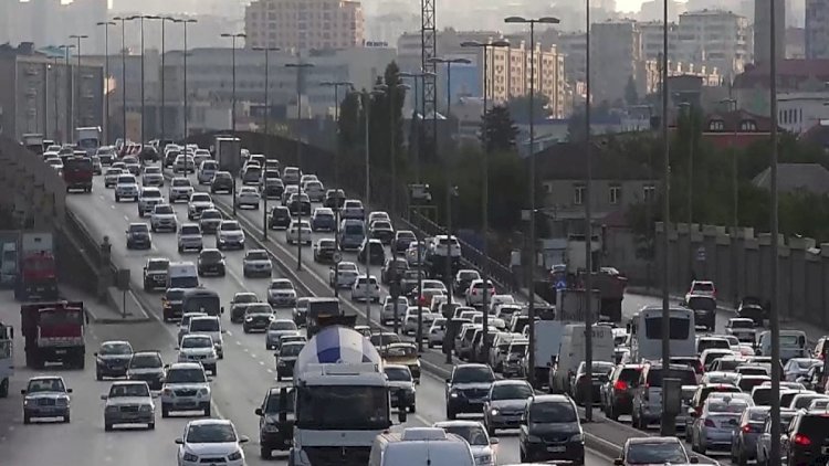    Paytaxtda sıxlıq olan yollar   - SİYAHI