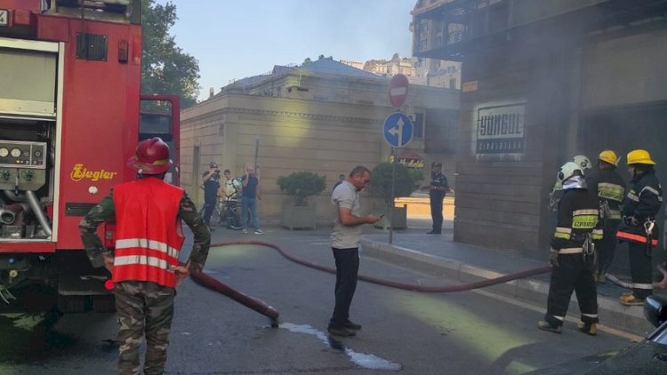    Ağır Cinayətlər Məhkəməsi yanındakı “Yüngül cinayətlər“də yanğın başlayıb   