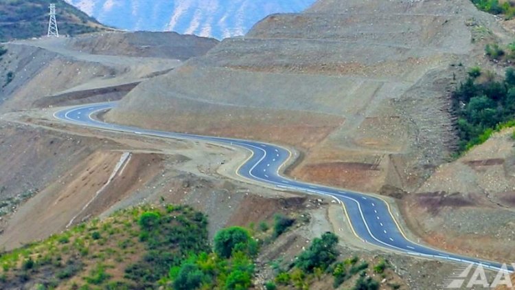    Laçından yan keçən yolun tikintisi tamamlandı   