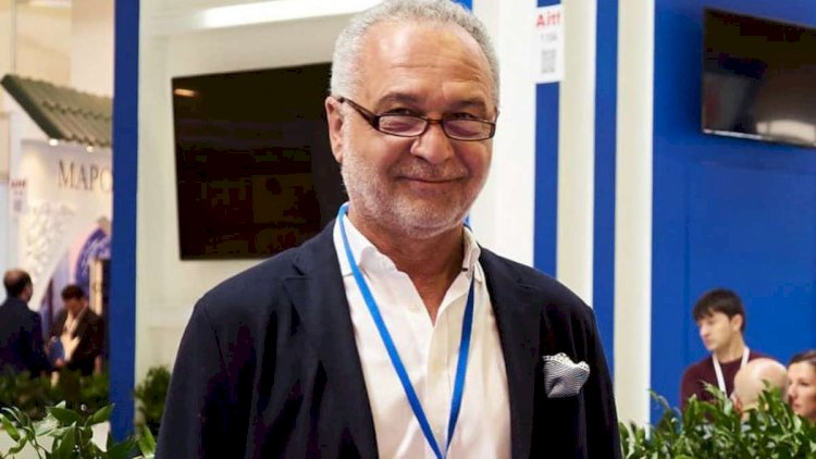    “Mən burada qırmızı şalvar geyinə bilmərəm“ - Azər Qərib   