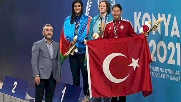    Üzgüçümüz gümüş medal qazandı   