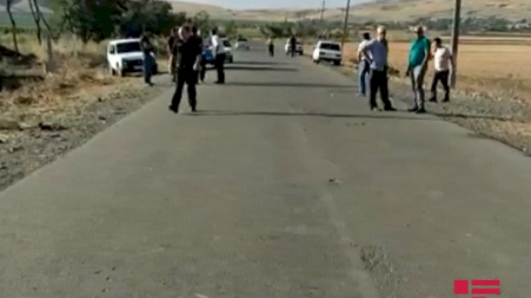    Azərbaycanda vəzifəli şəxs avtomobil qəzasına düşdü    