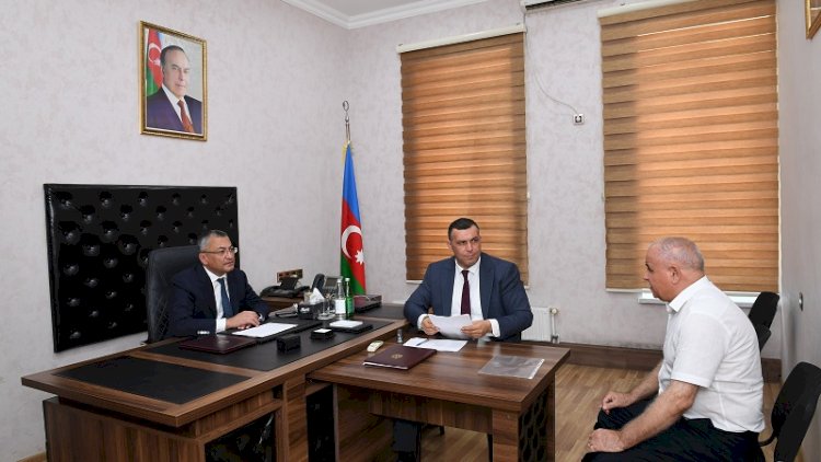    Dövlət Komitəsinin sədri vətəndaşları qəbul etdi   