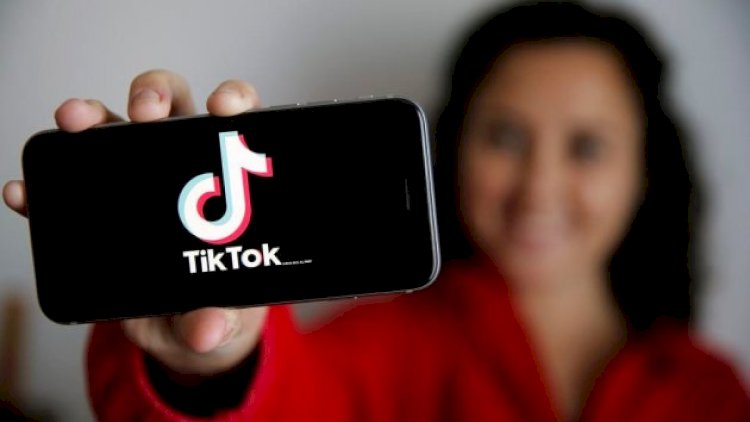   “Tik-tok”a girdiyi üçün sevgilisini döydü   