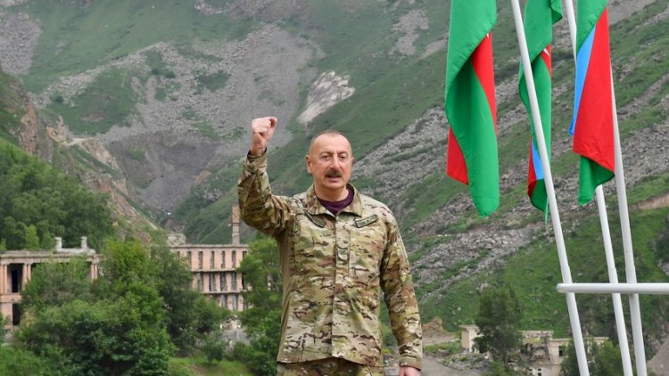    İlham Əliyev: “Azərbaycan Ordusu Laçın şəhərinə yerləşdi“   
