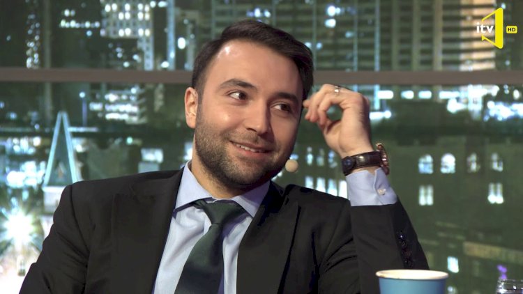    Məşhur müğənni şortik əleyhdarlarına meydan oxudu   - Video