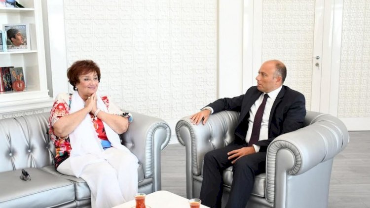    Nazir Tamara Sinyavskayaya “Şərəf” ordenini təqdim etdi   