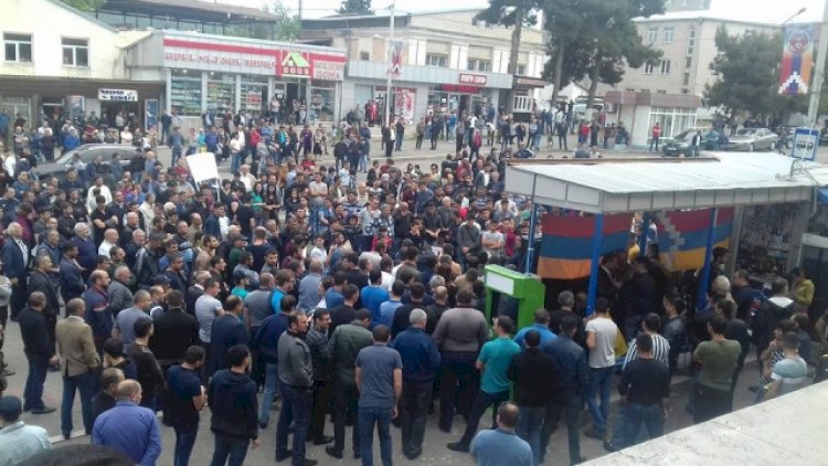    Xankəndi erməniləri Paşinyanın istefasını tələb edir   