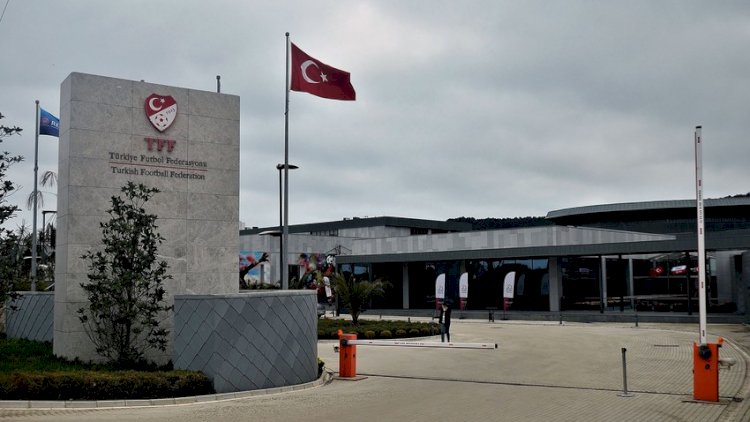    Türkiyə Futbol Federasiyasının binasına silahlı hücum oldu   