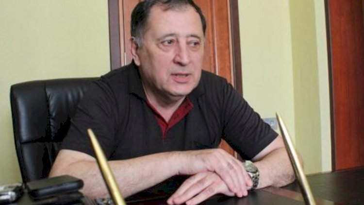    Baba Vəziroğlu qalmaqallı açıqlamasından danışdı: “Kim nə verir, ona da hürür”   