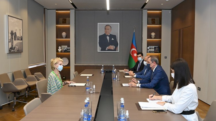    Ceyhun Bayramov Hedva Seri qəbul etdi   
