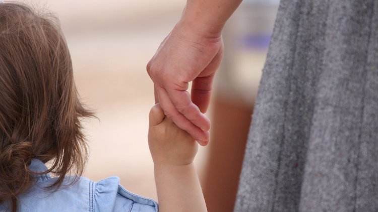    Azərbaycanda ŞOK: 13 yaşlı qız ana oldu   