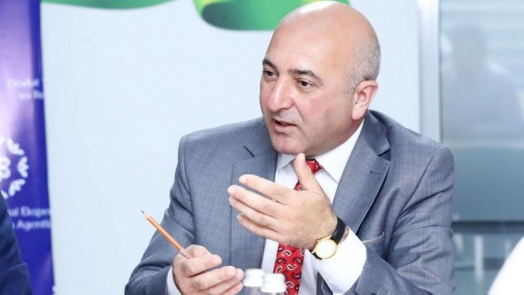    “Vəzifə, kreslo, katibə onları dəyişir” – Əvvəl mükafat, sonra hesabat...   