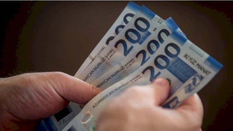    Cəlilabadda vəzifəli şəxs rüşvət alarkən yaxalandı   