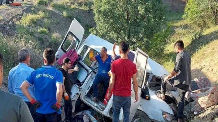    Türkiyədə ağır qəza: Ölənlər var   