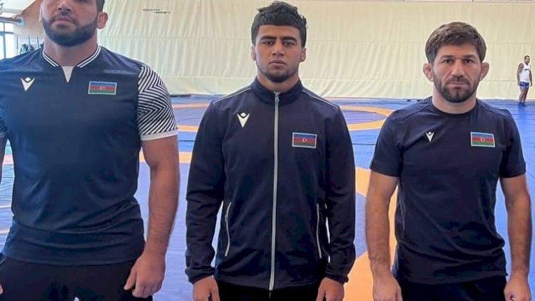    Dünya çempionatı: Rafiq Hüseynov uduzdu, 3 güləşçi yarımfinala yüksəldi   