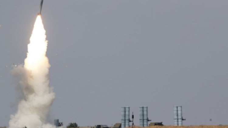    Ermənistanın iki S-300 sistemi məhv edildi, hərbi hissə yanır   