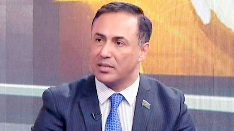    “Onlar doğrudanmı mazoxist olub?! Heç nə anlamıram”   