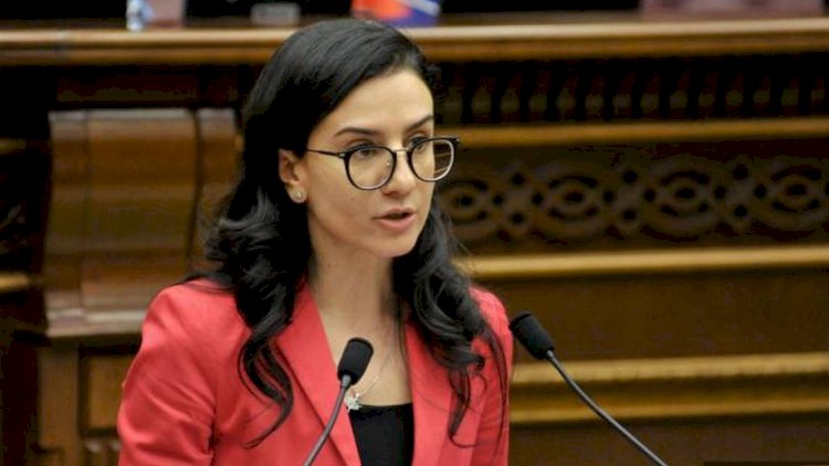   Ermənistanın qadın baş prokuroru işə başladı   