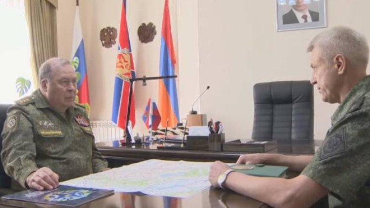    KTMT və FSB generalı İrəvanda bir araya gəldi   