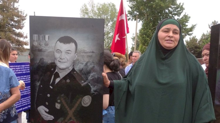    “2003-2004-ün uşaqları isti yorğan altından çıxıb döyüşə gediblər” –   Şəhid Xudayarın anası