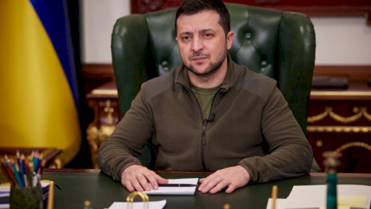    Zelenski: “Ukraynadan silah tədarükü nasist keçmişlə bağlıdır“   