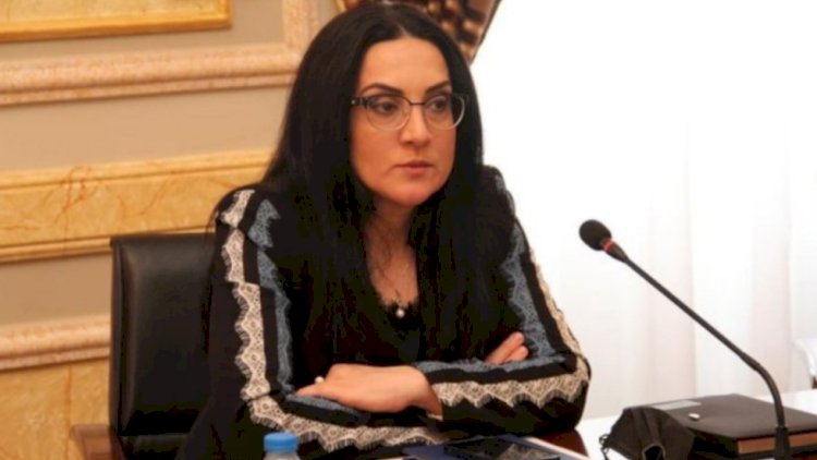    “Mən risk edib yaxınlaşa bilmirəm, bunlar video çəkdirir”   - Şəhid xanımı