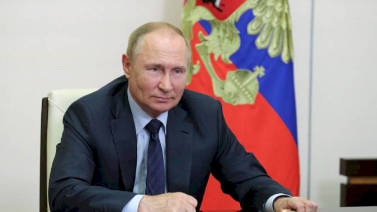   Putin İrəvanda keçirilən tədbirin iştirakçılarını salamladı   