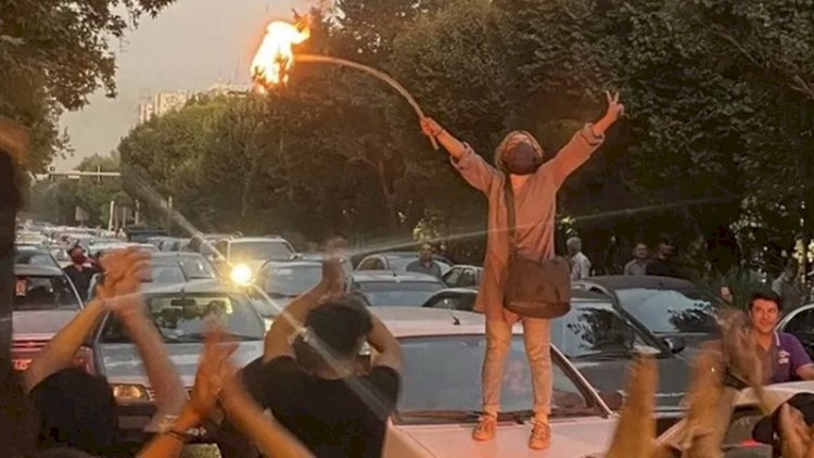    İran dağılır: etirazlar bütün şəhərlərə yayılır   