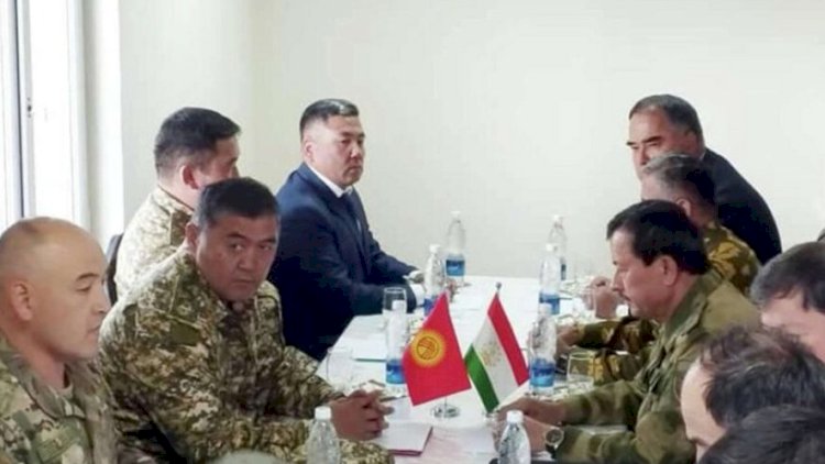    Qırğızıstan və Tacikistan arasında sənəd imzalandı   