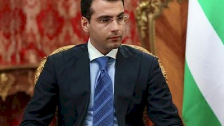    “Gürcüstanla müharibə ehtimalı qalır“ - Separatçı “rəsmi“   