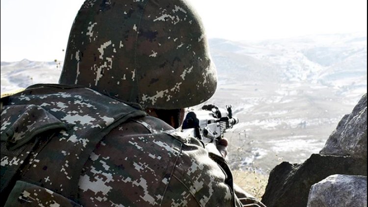    Erməni əsgər komandirinə atəş açdı   