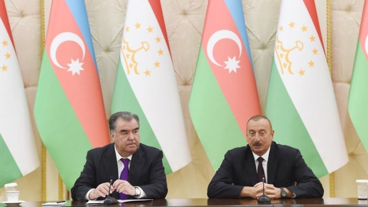    Azərbaycan Prezidenti tacikistanlı həmkarına zəng etdi   