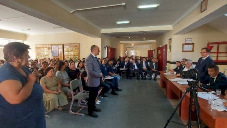    Azərbaycanda şok: İcra başçısı iclasda söyüş söydü   