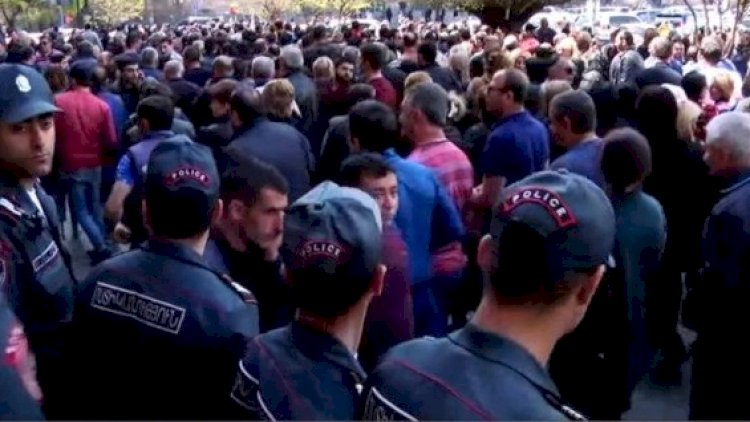    Ermənistanda Rusiyaya və KTMT-yə qarşı aksiya   