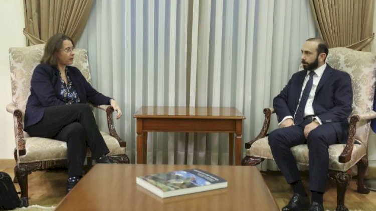    Mirzoyan Fransa rəsmiləri ilə sülh müqaviləsini müzakirə etdi   