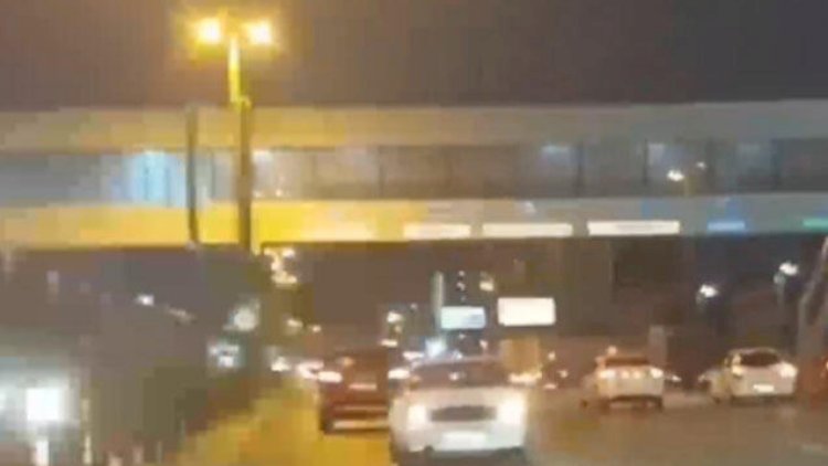    Bakının küçələrindəki bu avtomobil görənləri təəccübləndirdi - VİDEO   
