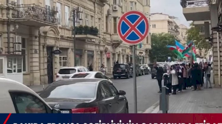    Bakıda Fransa səfirliyinin qarşısında etiraz aksiyası keçirildi - Foto   