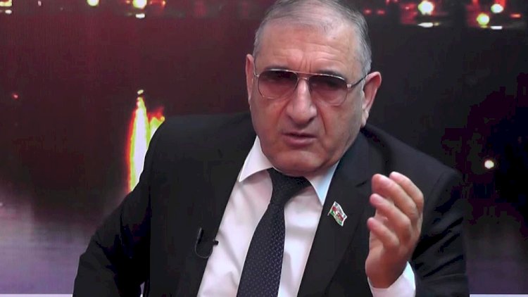    O deputatın qızı inək sağa bilirmi?   