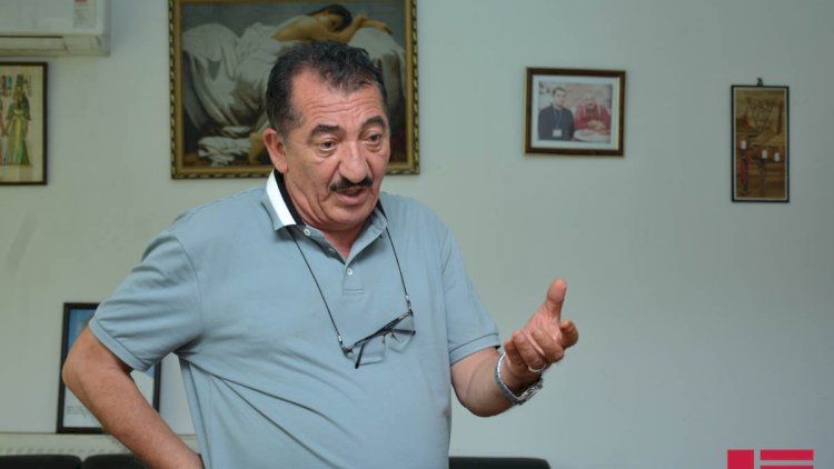    “Allahı müdafiə edən adam dünyada ən axmaq adamdır” – Şair qalmaqallı şeirindən danışdı    