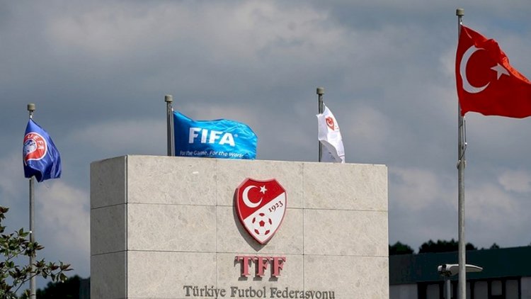    UEFA Türkiyə Futbol Federasiyasını cəzalandırdı   
