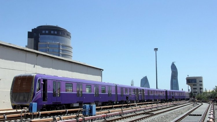    Bakıya yeni metro qatarları gətirildi   