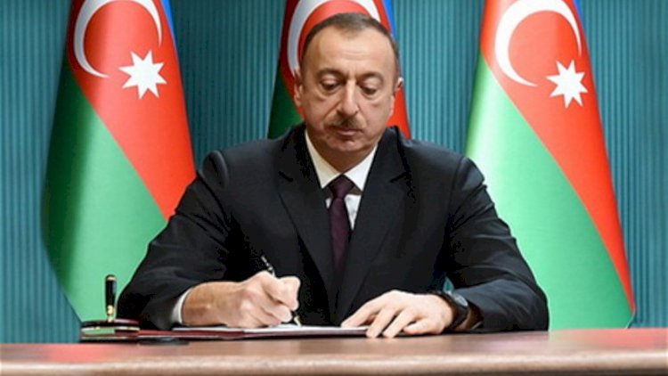    İlham Əliyev macarıstanlı həmkarını təbrik etdi   