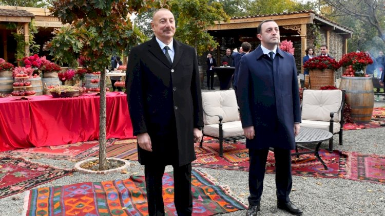    İlham Əliyev və Qaribaşvili birgə işçi nahar etdilər   