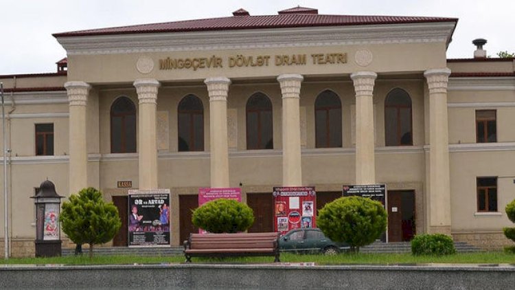    Azərbaycanda korrupsiyada ittiham olunan teatr direktoru işdən çıxarıldı   