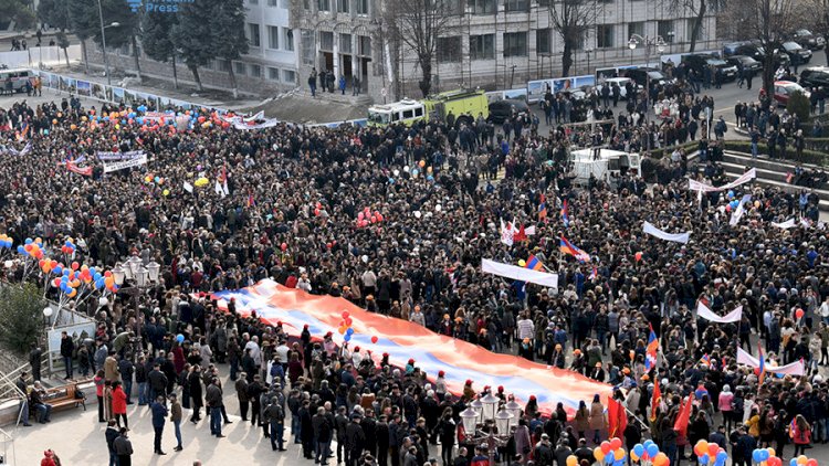   Qarabağ erməniləri Paşinyana qarşı:   Mitinq olacaq